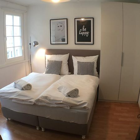 Privatzimmer In Bester Altstadtlage ทือบิงเงิน ห้อง รูปภาพ